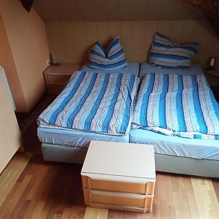 Uebernachtungszimmer 1 Schlettau Экстерьер фото